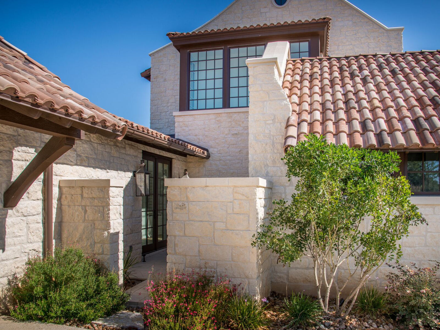 Learn About It: Stone Veneers
