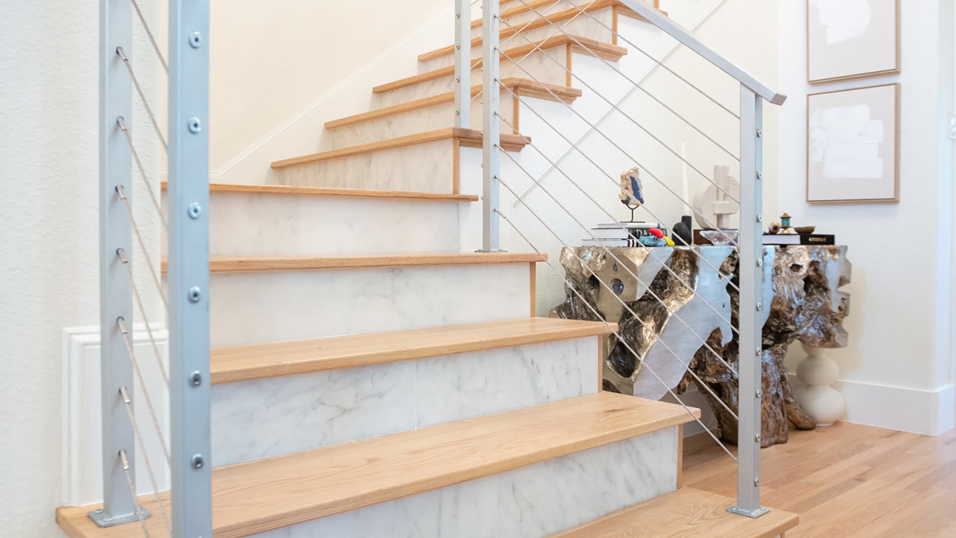 Alba Vera Marble stairwell Desktop