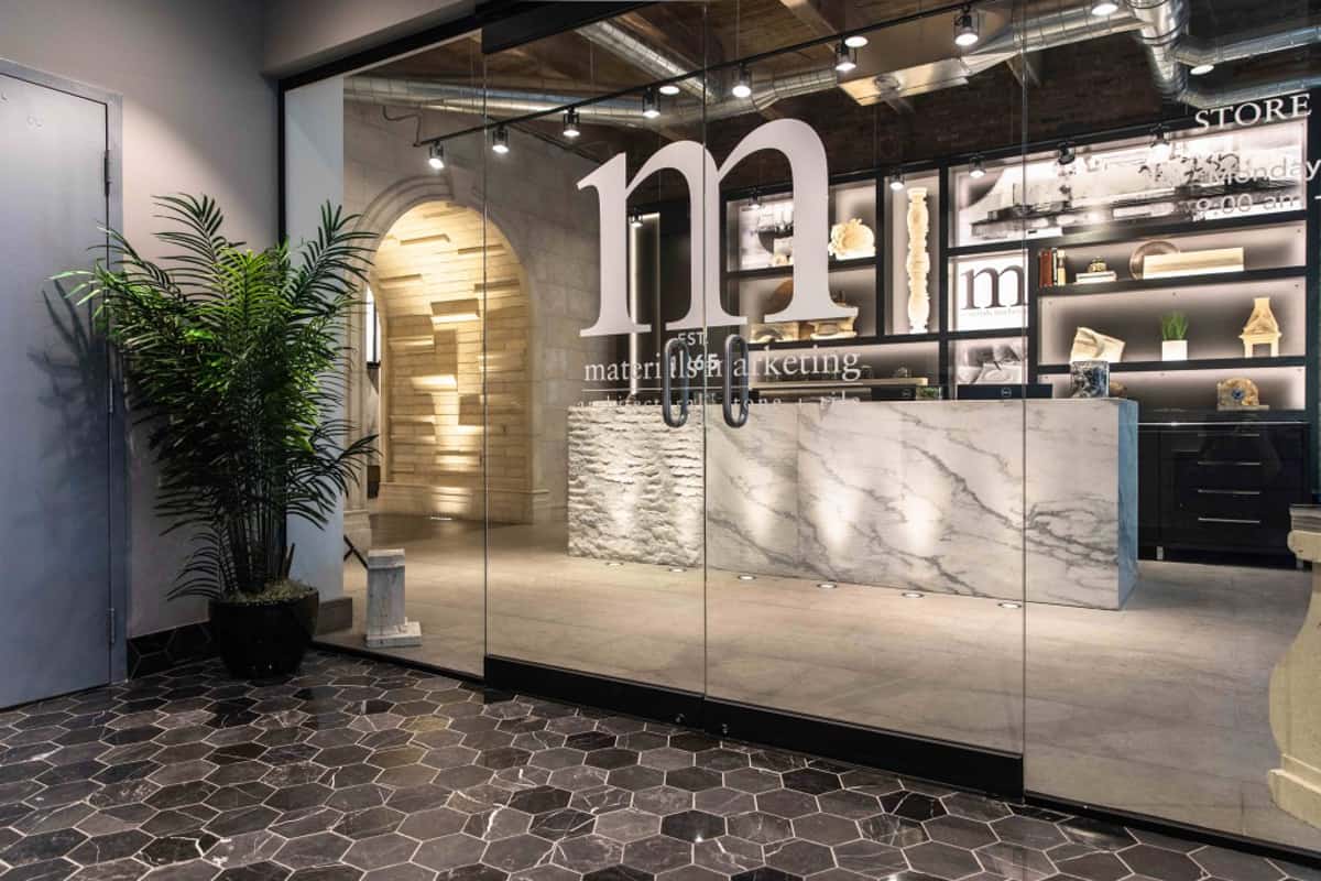 Montclair Marble, Nero Marble Desktop